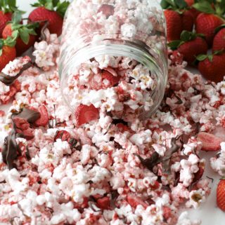Chocolate Covered Strawberry Popcorn